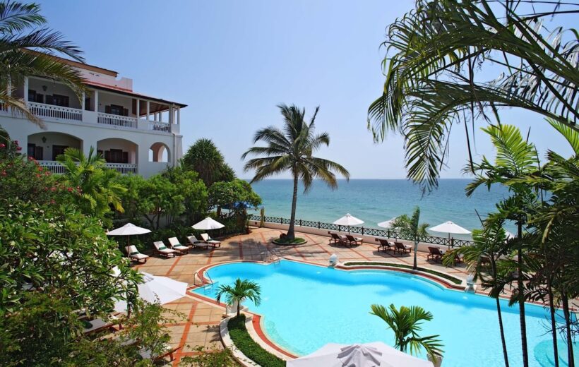Zanzibar Serena Hotel (Stone Town, oceanfront)
